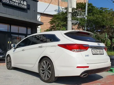 Hyundai i40 2014, 162164 км, за 5135.54 USD