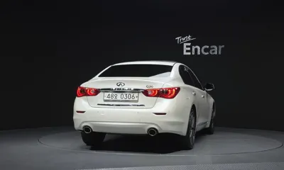 Infiniti Q50 2016, 164719 км, за 3187.62 USD
