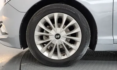 Hyundai Sonata 2015, 99180 км, за 6115.02 USD