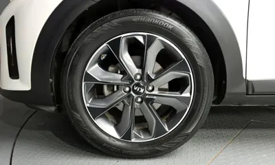 Kia Stonic 2018, 113135 км, за 6408.99 USD