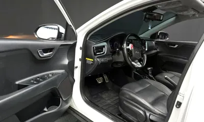 Kia Stonic 2018, 113135 км, за 6408.99 USD - фото 11