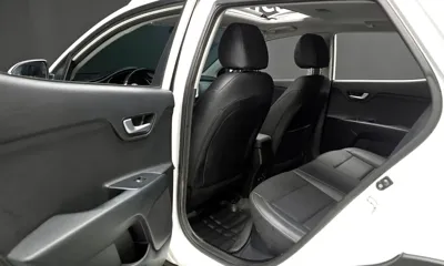 Kia Stonic 2018, 113135 км, за 6408.99 USD - фото 19