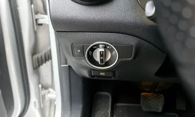 Mercedes-Benz CLA-Class 2016, 138424 км, за 5244.85 USD - фото 18
