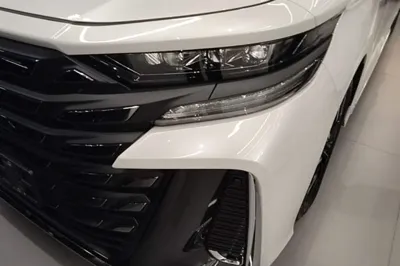 Toyota Vellfire 2024, 44100 км, за 112243 USD - фото 8