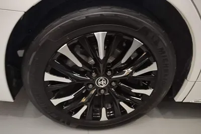 Toyota Vellfire 2024, 44100 км, за 112243 USD - фото 11