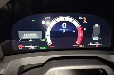 Toyota Vellfire 2024, 44100 км, за 112243 USD - фото 14