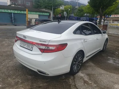 Hyundai Grandeur 2013, 163147 км, за 3941.14 USD - фото 10
