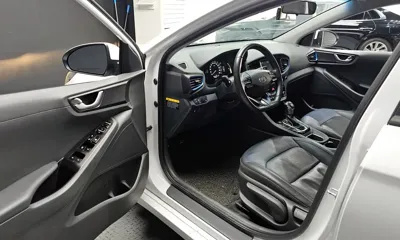 Hyundai Ioniq 2016, 135093 км, за 5334.38 USD - фото 10