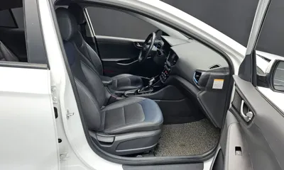 Hyundai Ioniq 2016, 135093 км, за 5334.38 USD - фото 26