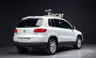 Volkswagen Tiguan 2014, 131274 км, за 4792.44 USD