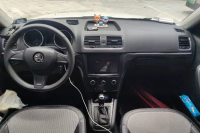 Skoda Yeti 2017, 106800 км, за 7280 USD - фото 15