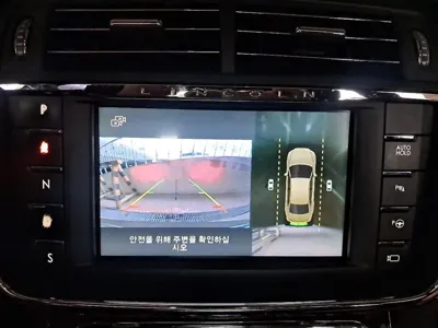 Lincoln Continental 2017, 184384 км, за 5901.27 USD