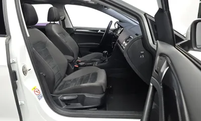 Volkswagen Golf 2015, 113720 км, за 5769.99 USD - фото 11
