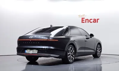 Hyundai Grandeur 2023, 137094 км, за 17198.37 USD