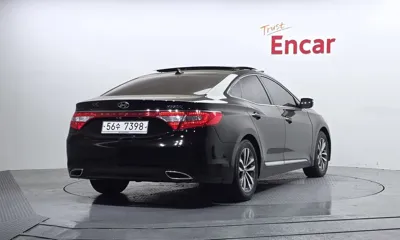 Hyundai Grandeur 2011, 94165 км, за 4098.36 USD