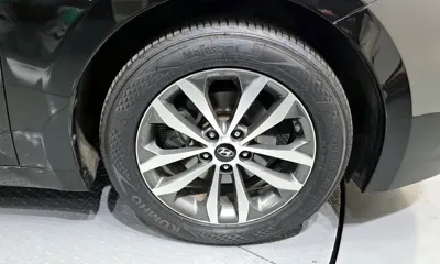 Hyundai Grandeur 2011, 94165 км, за 4098.36 USD