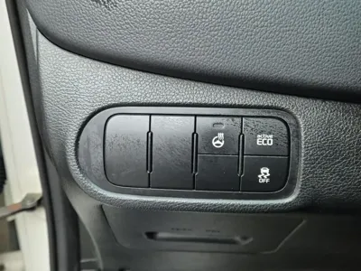 Kia Carens 2015, 300000 км, за 1936.46 USD - фото 18