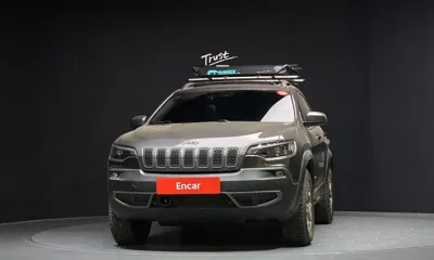 Jeep Cherokee 2020, 53411 км, за 12502.44 USD