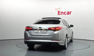 Kia K5 2012, 88875 км, за 3774.83 USD