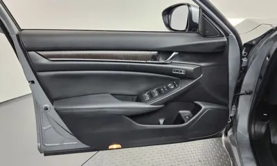 Honda Accord 2019, 108368 км, за 10228.02 USD - фото 24