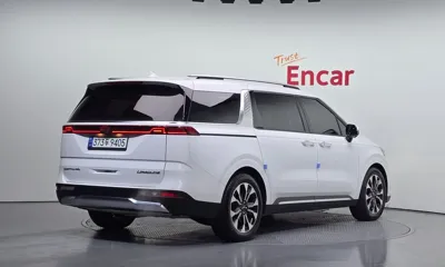 Kia Canival 2021, 57170 км, за 18874.16 USD