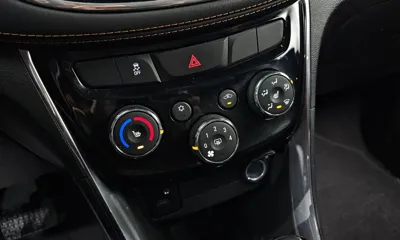 ChevroletGMDaewoo Trax 2019, 116393 км, за 5894.03 USD - фото 19
