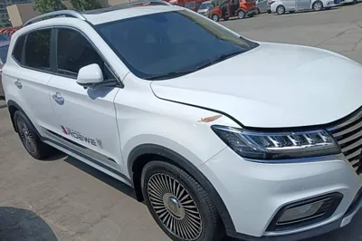 Roewe RX5 2019, 85300 км, за 7418 USD