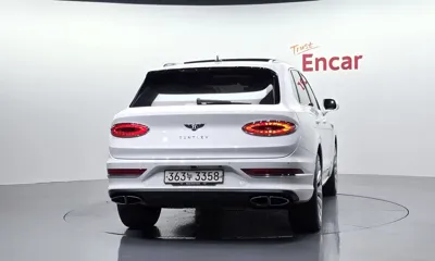 Bentley Bentayga 2022, 62466 км, за 118156.76 USD