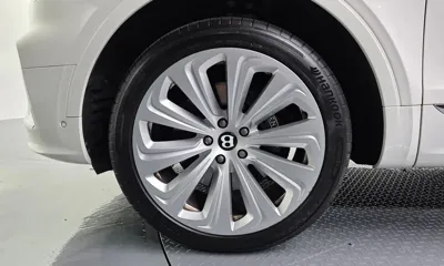 Bentley Bentayga 2022, 62466 км, за 118156.76 USD