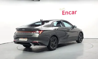 Hyundai Avante 2021, 76954 км, за 10994.02 USD