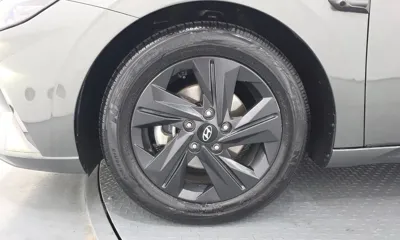 Hyundai Avante 2021, 76954 км, за 10994.02 USD