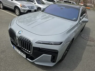 BMW 7-Series 2025, 4800 км, за 97449.99 USD
