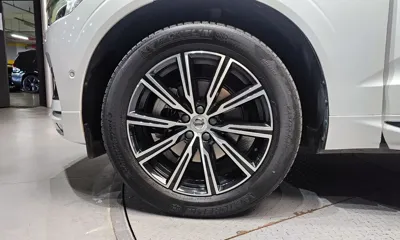 Volvo XC60 2021, 61230 км, за 25305.58 USD