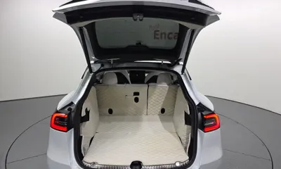 Tesla Model Y 2021, 9369 км, за 25600.63 USD - фото 20