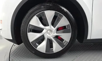 Tesla Model Y 2021, 9369 км, за 25600.63 USD - фото 21