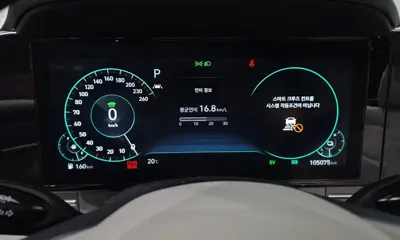 Hyundai Grandeur 2022, 105075 км, за 16539.68 USD - фото 8