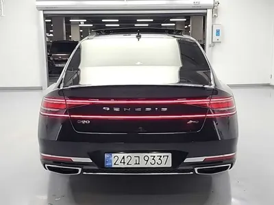 Genesis G90 2022, 75477 км, за 40632.8 USD