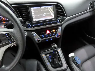 Hyundai Avante 2018, 157119 км, за 5185.77 USD - фото 18