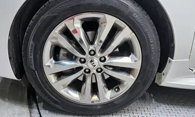 Kia Canival 2017, 186234 км, за 7159.61 USD