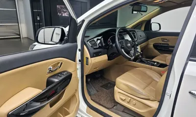 Kia Canival 2017, 186234 км, за 7159.61 USD - фото 10