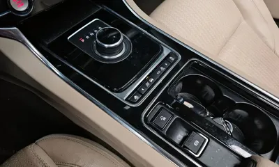 Jaguar XF 2019, 130384 км, за 6707.04 USD - фото 9