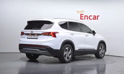 Hyundai Santafe 2023, 99351 км, за 15137.5 USD
