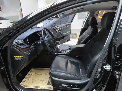 Kia K7 2015, 92568 км, за 3938.56 USD - фото 13