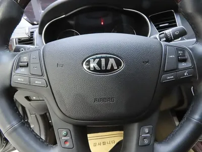 Kia K7 2015, 92568 км, за 3938.56 USD - фото 14