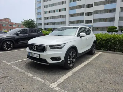 Volvo XC40 · 2021 год
