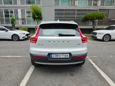 Volvo XC40 2021, 69400 км, за 16459.56 USD