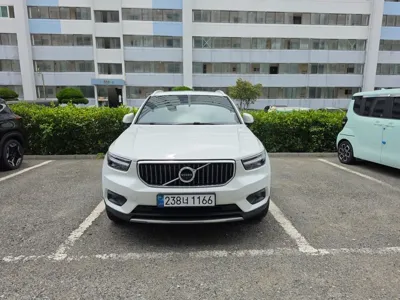 Volvo XC40 2021, 69400 км, за 16459.56 USD