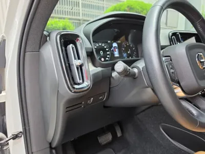 Volvo XC40 2021, 69400 км, за 16459.56 USD - фото 12
