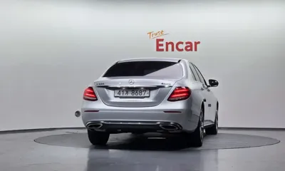 Mercedes-Benz E-Class 2018, 40223 км, за 17318.89 USD