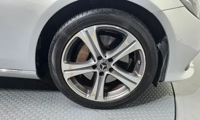 Mercedes-Benz E-Class 2018, 40223 км, за 17318.89 USD